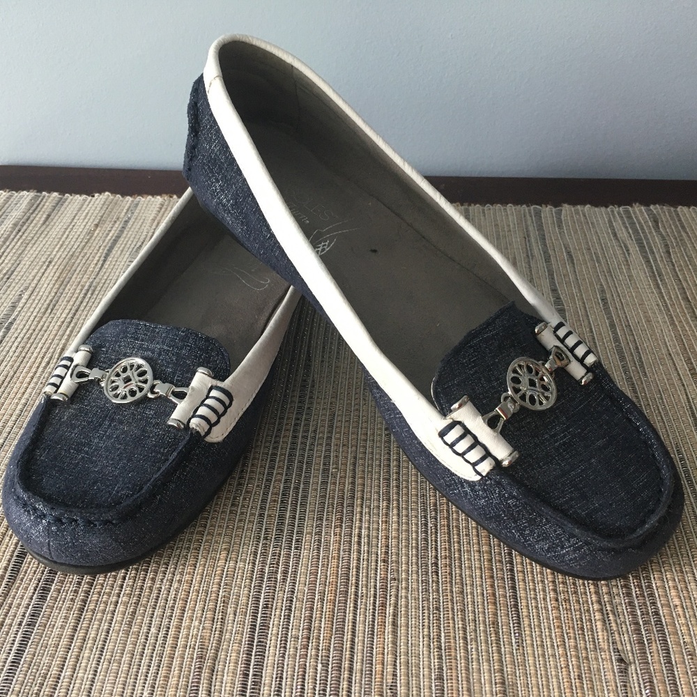 Classic, Stylish Navy Loafer